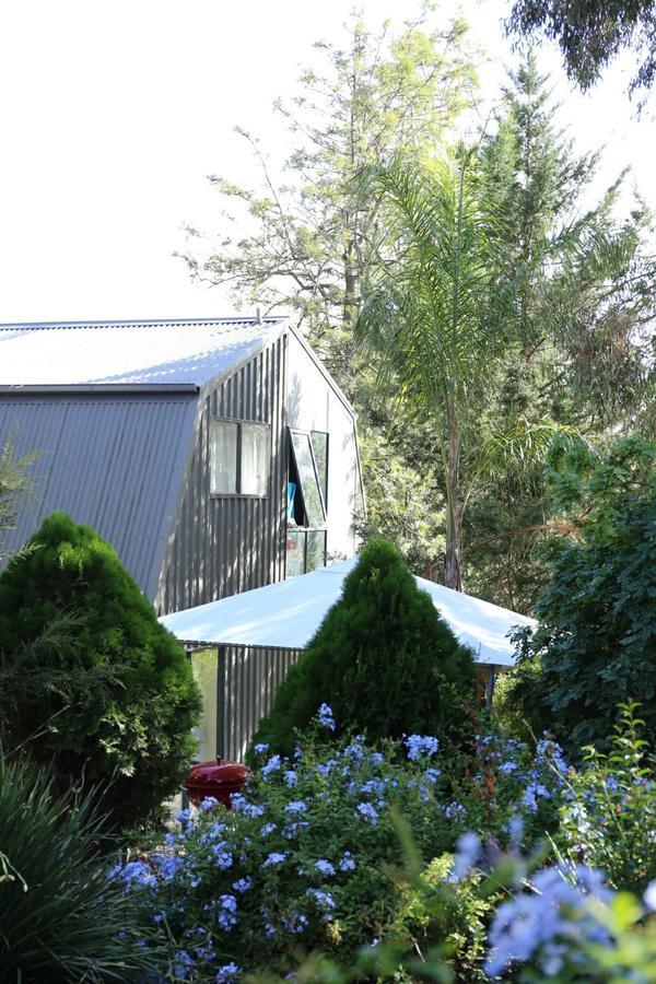 Moon House * Diamond Creek